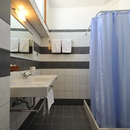 Otel Eri 3*