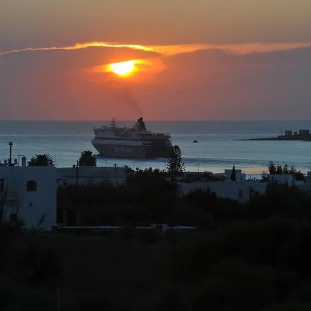 Eri פארוס